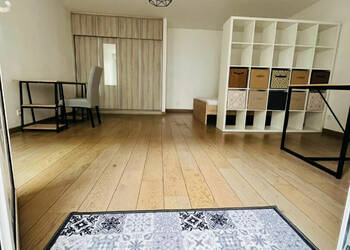 49759563b - Attribut alt par défaut.