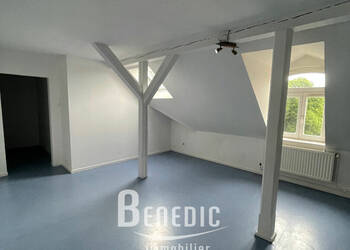 4254342a - Attribut alt par défaut.