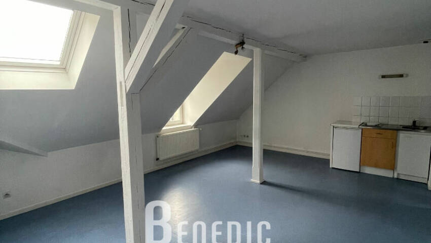 4254342c - Attribut alt par défaut.