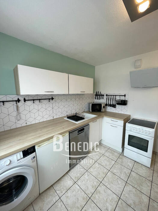 49868087f - Attribut alt par défaut.