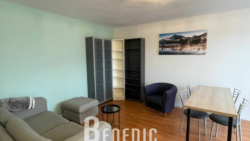 49868087g - Attribut alt par défaut.