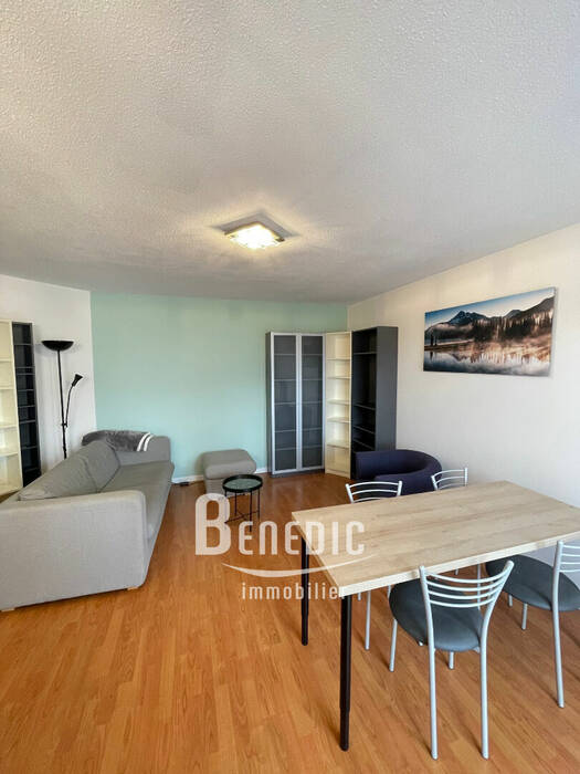 49868087h - Attribut alt par défaut.