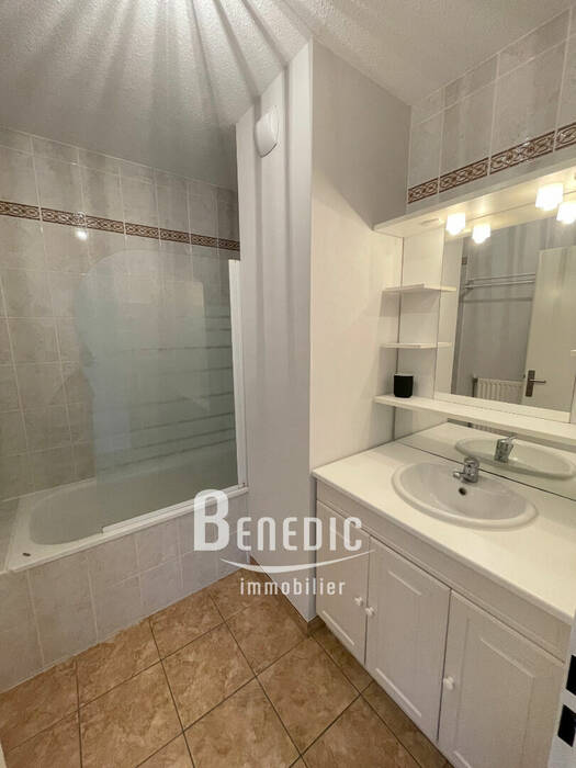 49868087k - Attribut alt par défaut.