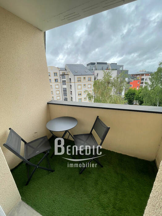 49868087n - Attribut alt par défaut.