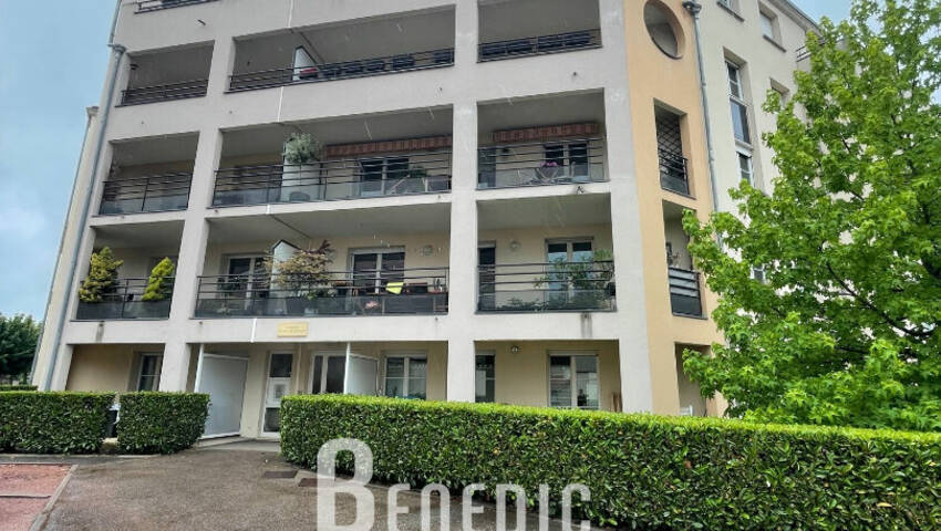 49868087o - Attribut alt par défaut.