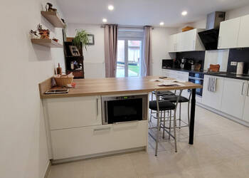 49773111a - Attribut alt par défaut.