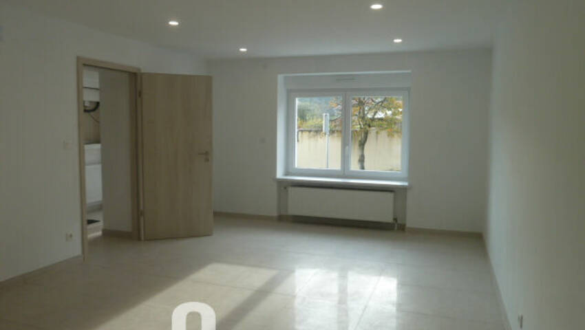 49773111d - Attribut alt par défaut.