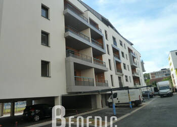 49943013a - Attribut alt par défaut.