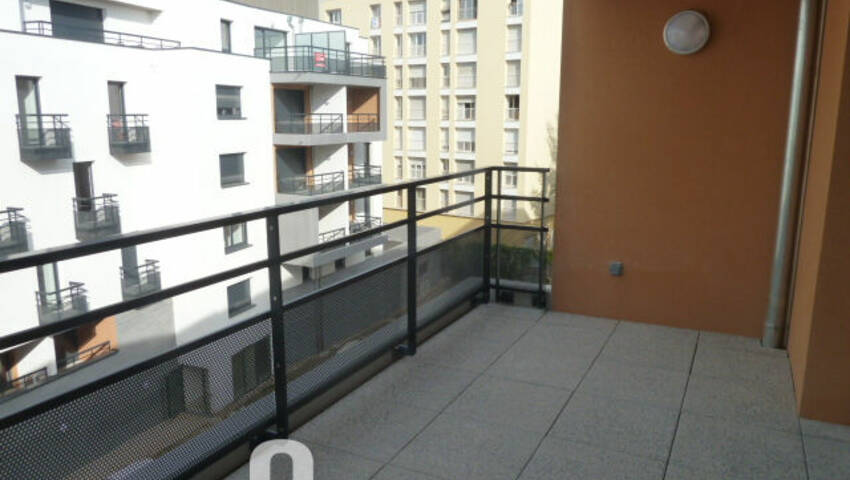 49943013g - Attribut alt par défaut.