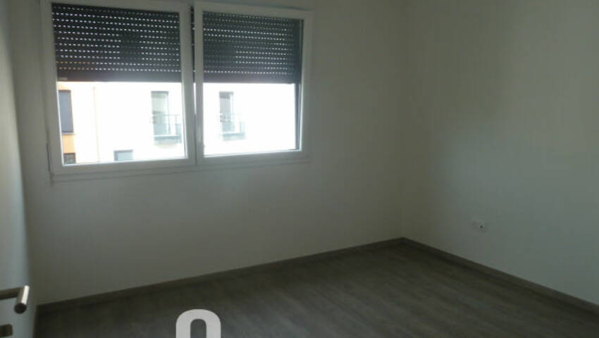 49943013j - Attribut alt par défaut.