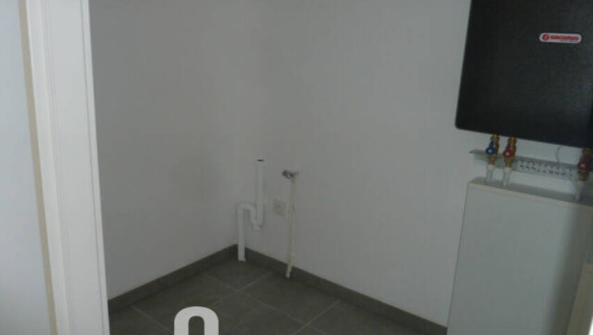 49943013l - Attribut alt par défaut.