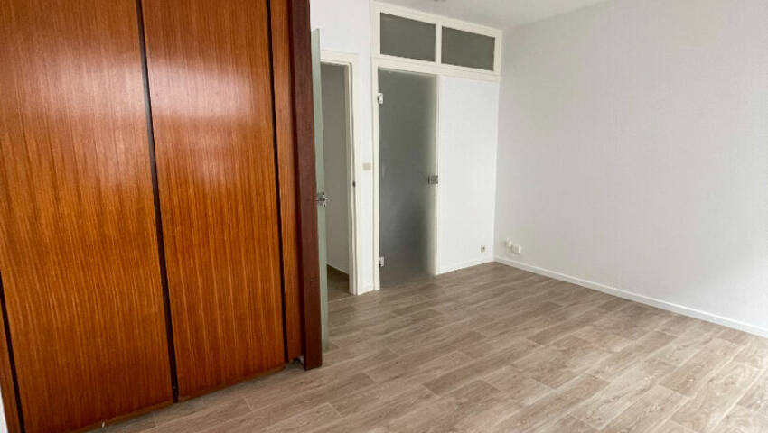 4256076e - Attribut alt par défaut.