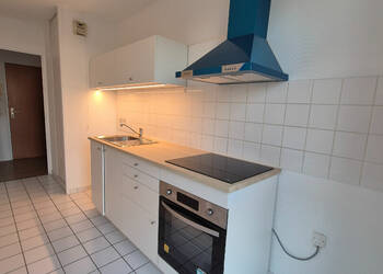 4254292a - Attribut alt par défaut.