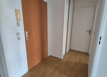 4254292c - Attribut alt par défaut.