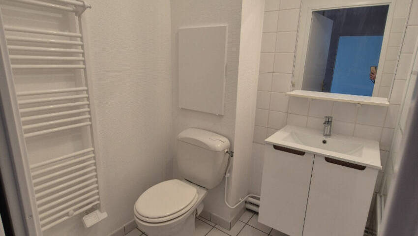 4254292f - Attribut alt par défaut.