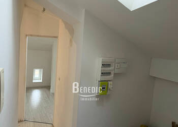 50146864b - Attribut alt par défaut.