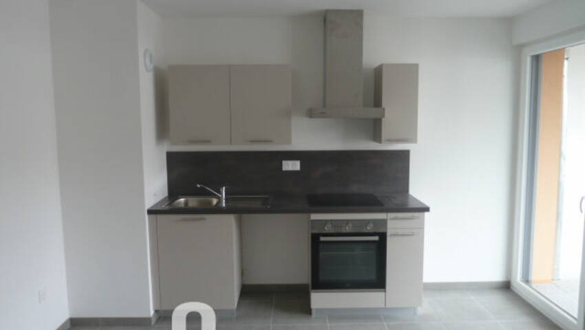 50257080b - Attribut alt par défaut.