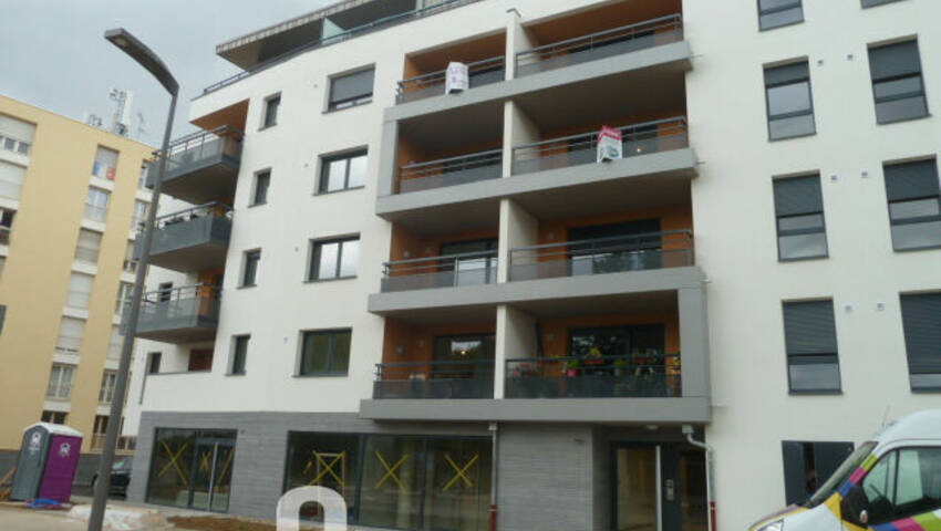 50257080m - Attribut alt par défaut.