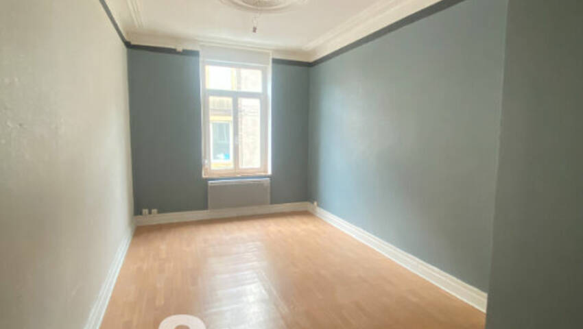 47986065b - Attribut alt par défaut.