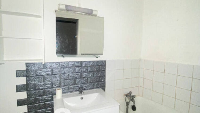 47986065d - Attribut alt par défaut.