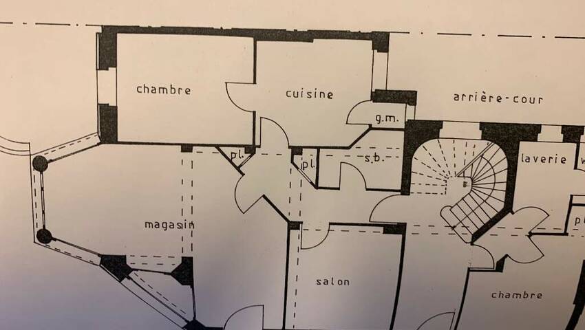37990808c - Attribut alt par défaut.
