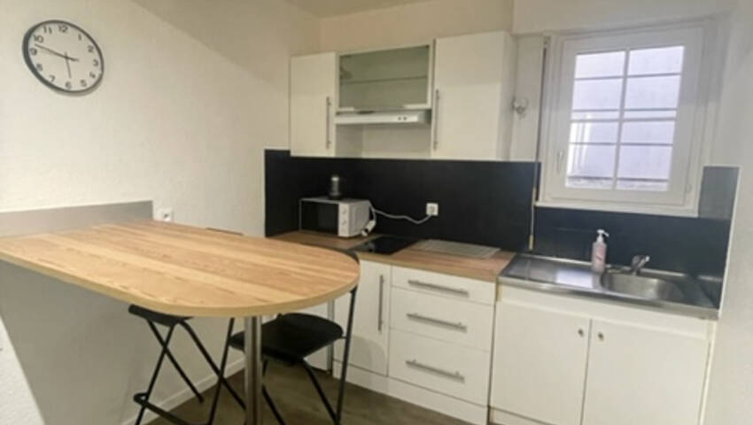 50504126a - Attribut alt par défaut.