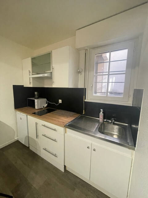 50504126c - Attribut alt par défaut.