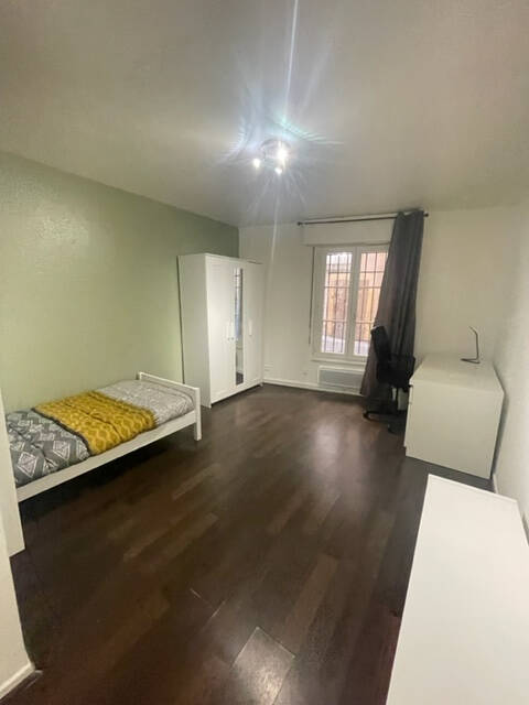 50504126d - Attribut alt par défaut.