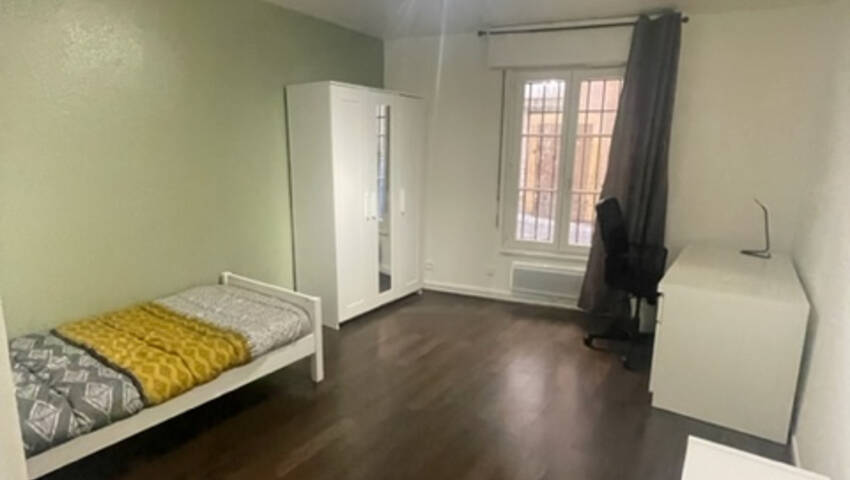 50504126d - Attribut alt par défaut.