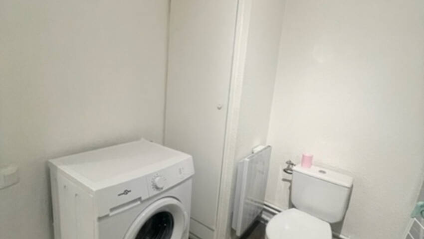 50504126l - Attribut alt par défaut.