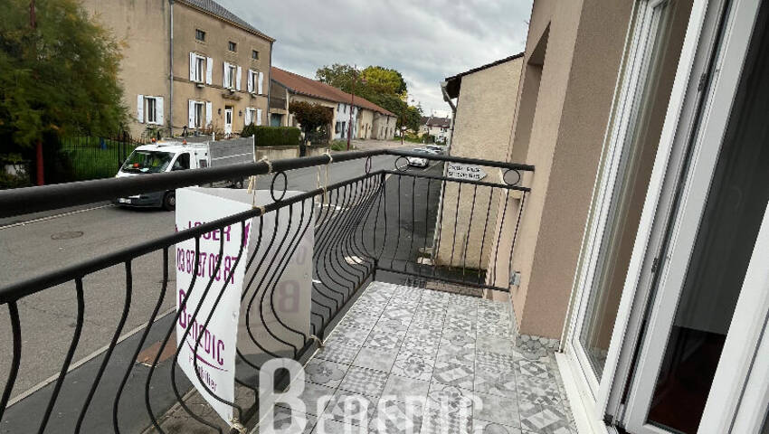 50481367f - Attribut alt par défaut.