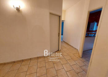 50627077c - Attribut alt par défaut.