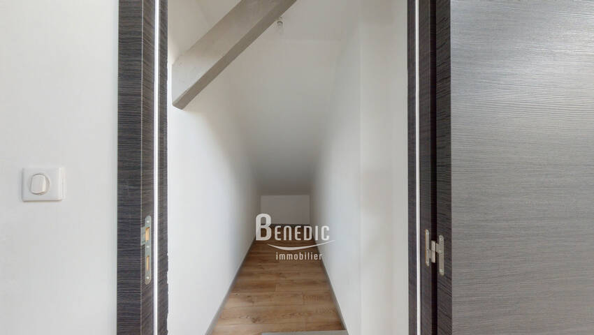 32972104p - Attribut alt par défaut.