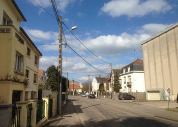 16181570a - Attribut alt par défaut.