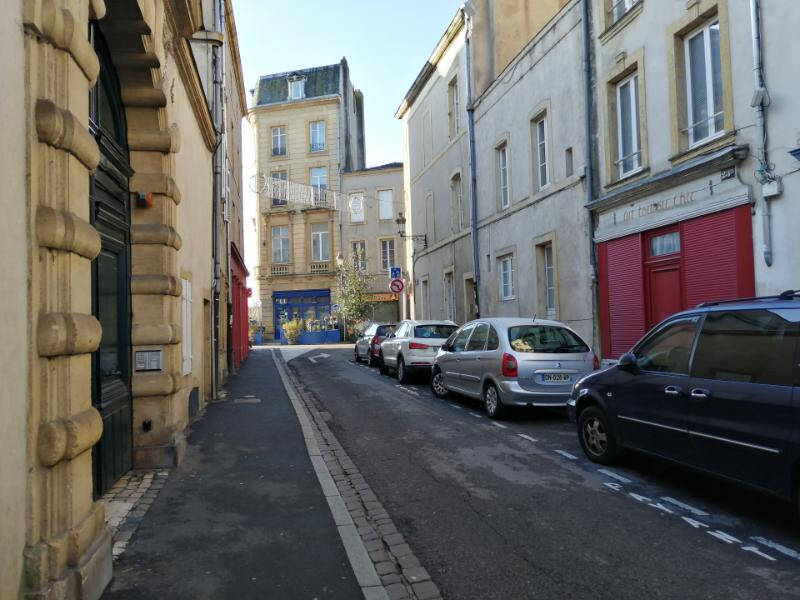 4253843g - Attribut alt par défaut.