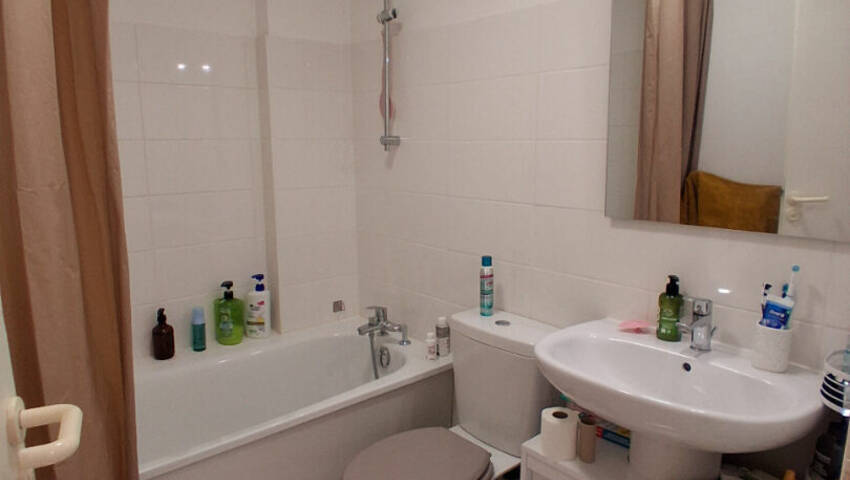 15513854d - Attribut alt par défaut.