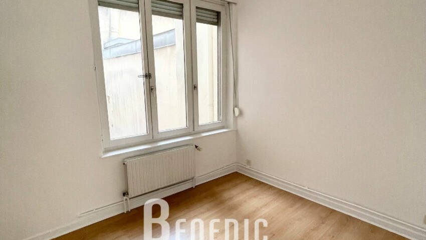 15513854h - Attribut alt par défaut.