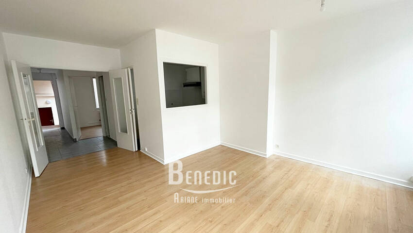 15513854e - Attribut alt par défaut.