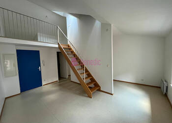 46491883a - Attribut alt par défaut.