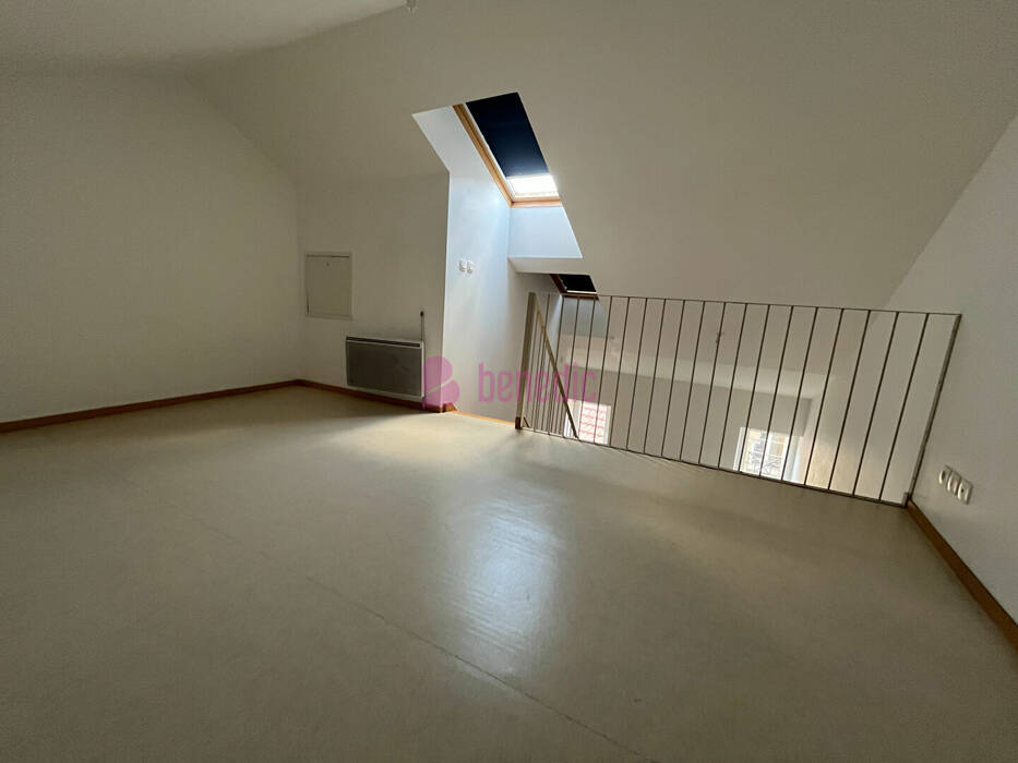 46491883c - Attribut alt par défaut.