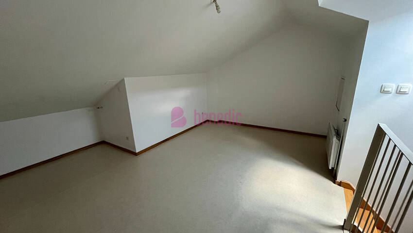 46491883d - Attribut alt par défaut.