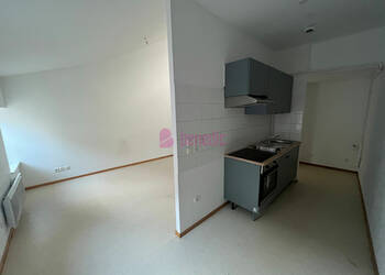 46491883b - Attribut alt par défaut.