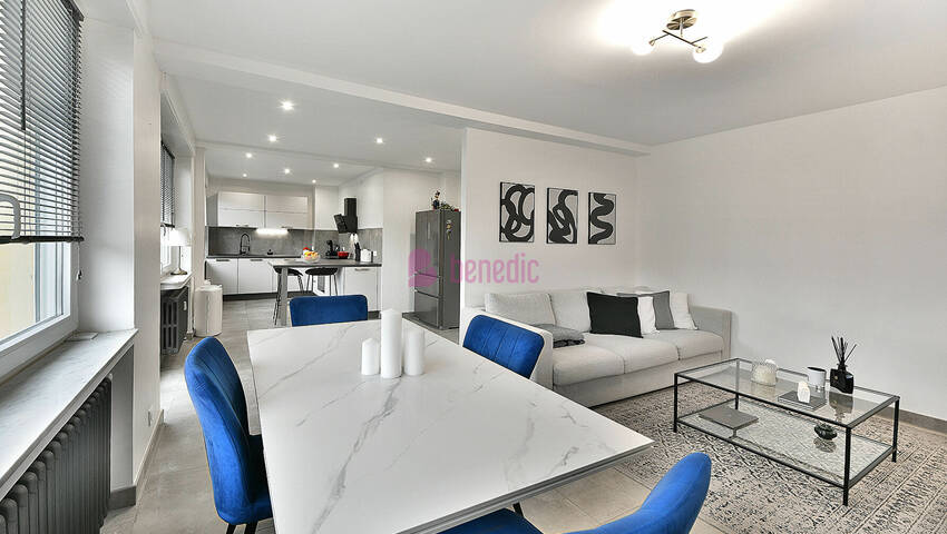 51007446a - Attribut alt par défaut.