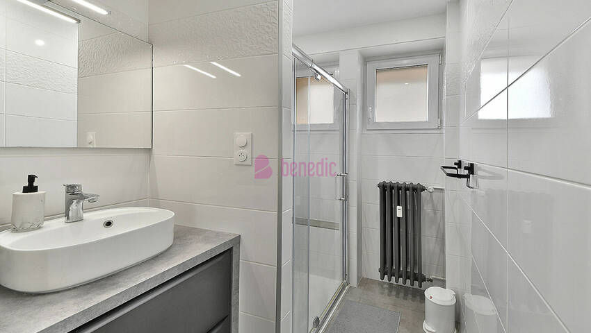 51007446l - Attribut alt par défaut.