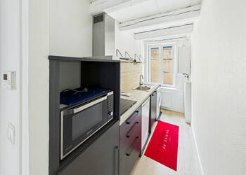 4254430a - Attribut alt par défaut.