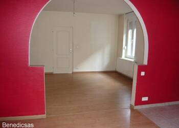 4255896a - Attribut alt par défaut.