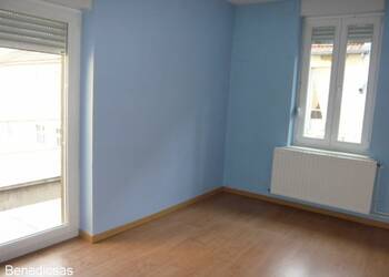 4255896b - Attribut alt par défaut.