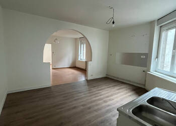 4255896b - Attribut alt par défaut.