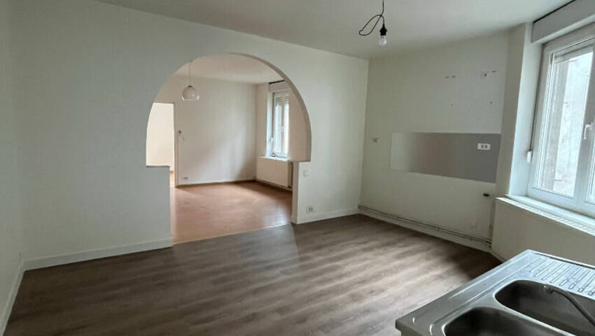 4255896b - Attribut alt par défaut.