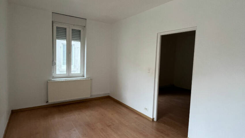 4255896d - Attribut alt par défaut.